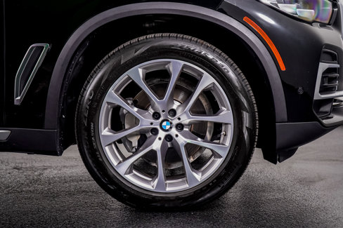 Used 2023 BMW X5 sDrive40i w/ Parking Assistance Package image 8