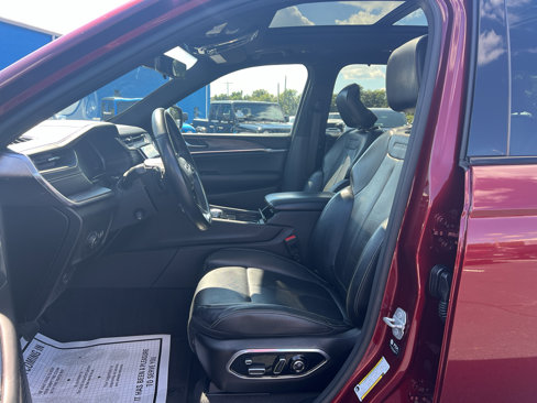 Certified 2022 Jeep Grand Cherokee L Overland w/ Luxury Tech Group IV image 10