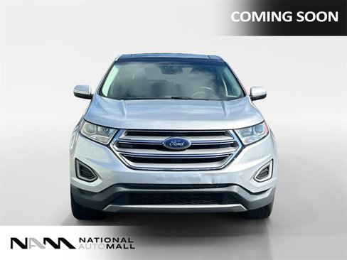 Used 2018 Ford Edge Titanium w/ Equipment Group 301A image 8