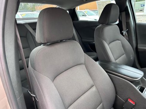 Used 2024 Chevrolet Malibu LT image 32