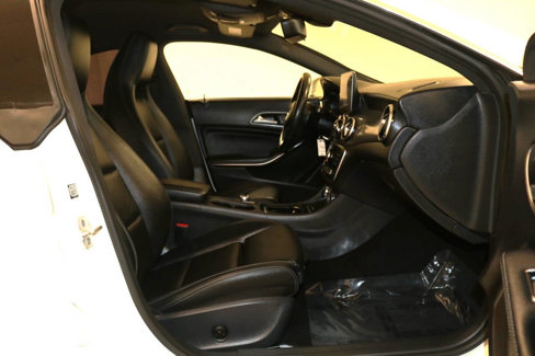 Used 2017 Mercedes-Benz CLA 250 image 17