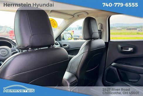 Used 2018 Jeep Compass Latitude w/ Popular Equipment Group image 23