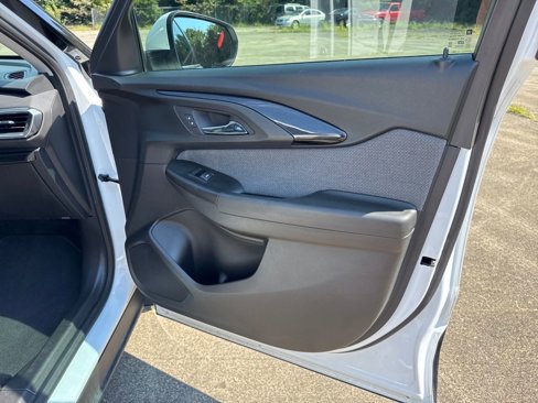 Used 2021 Chevrolet TrailBlazer LT w/ Sun and Liftgate Package image 41