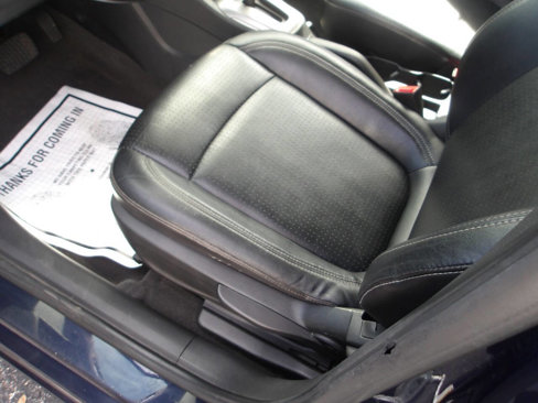 Used 2016 Chevrolet Sonic LTZ image 9
