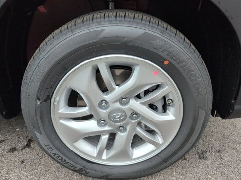 New 2025 Hyundai Venue SE image 27
