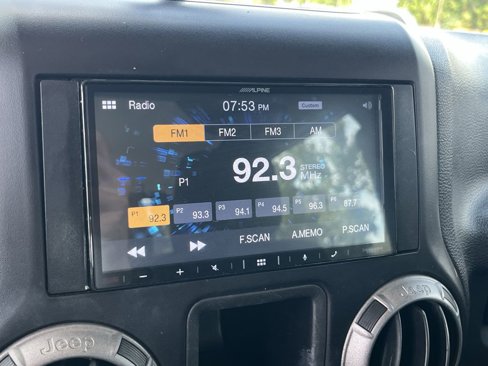 Used 2012 Jeep Wrangler Sport w/ Connectivity Group image 21