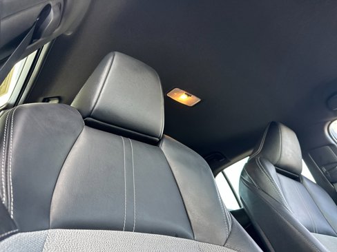 Used 2022 Toyota Corolla XSE image 16