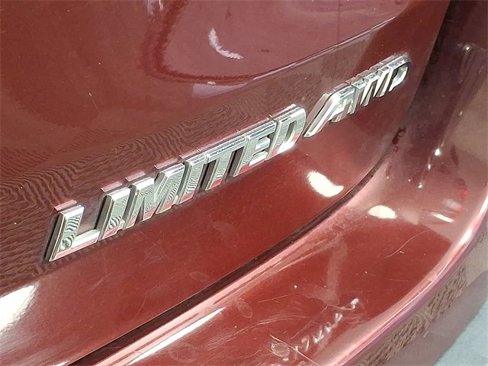 Used 2017 Toyota Highlander Limited image 32