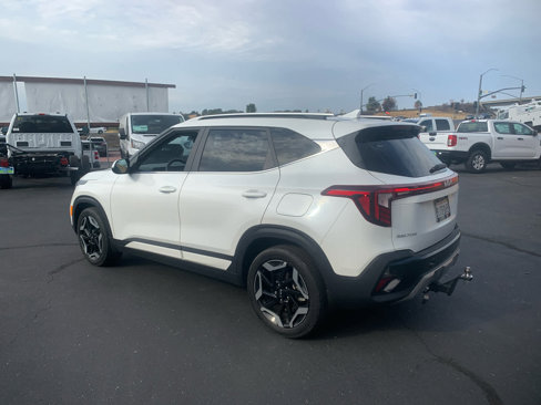 Used 2024 Kia Seltos SX w/ SX Sunroof Package image 7