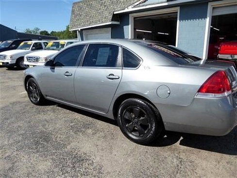 Used 2008 Chevrolet Impala LT image 8