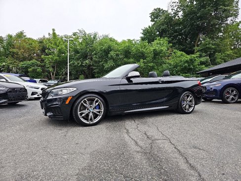 Used 2016 BMW M235i xDrive Convertible image 5