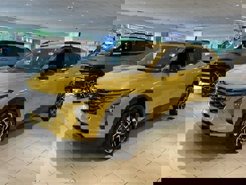 New 2025 Chevrolet Trax RS w/ Driver Confidence Package image 7