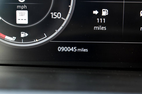 Used 2019 Land Rover Discovery HSE image 18