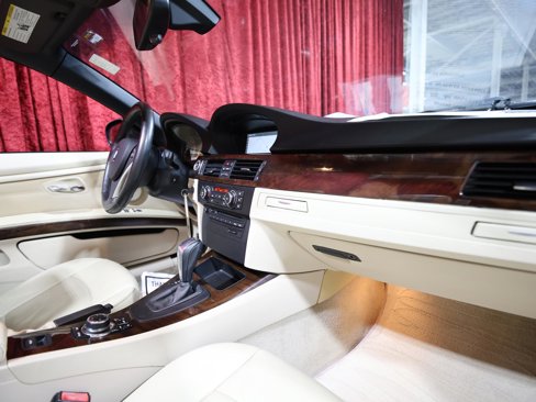 Used 2011 BMW 328i Convertible image 23