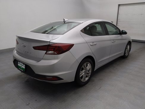 Used 2019 Hyundai Elantra SEL image 9