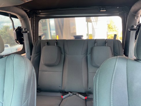 Used 2018 Jeep Wrangler Sport image 30