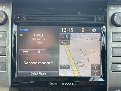 Used 2018 Toyota Tundra SR5 image 33