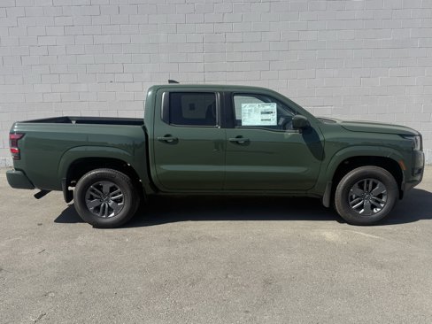 New 2025 Nissan Frontier SV w/ Tailgate Accent Package image 4