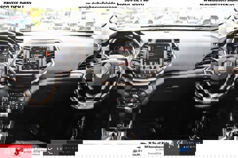 Used 2016 Jeep Cherokee High Altitude w/ Technology Group image 12