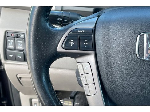 Used 2016 Honda Odyssey Touring Elite image 37