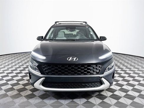 Certified 2022 Hyundai Kona SEL image 2