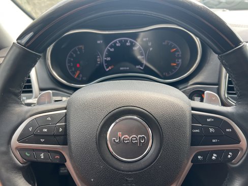 Used 2017 Jeep Grand Cherokee Summit image 12