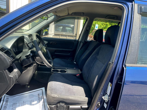 Used 2005 Honda CR-V LX image 10