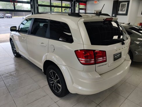 Used 2018 Dodge Journey SE w/ Blacktop Package image 7