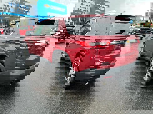 Used 2018 Chevrolet Traverse LT image 4