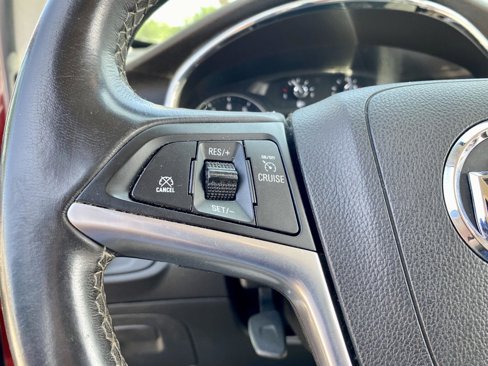 Used 2021 Buick Encore Preferred image 17