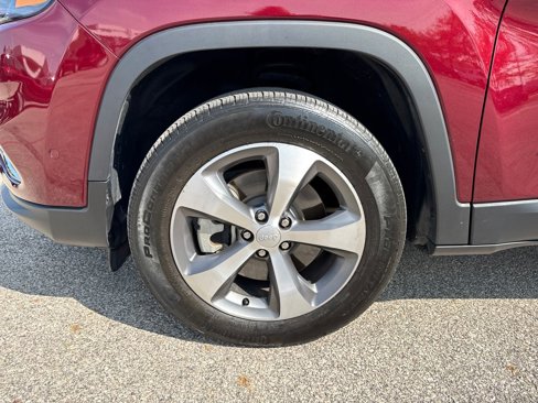 Certified 2021 Jeep Cherokee Limited w/ Mopar Interior Package image 34