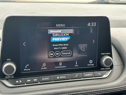 Certified 2024 Nissan Rogue S image 4
