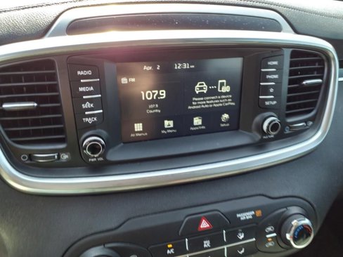 Used 2020 Kia Sorento LX image 22
