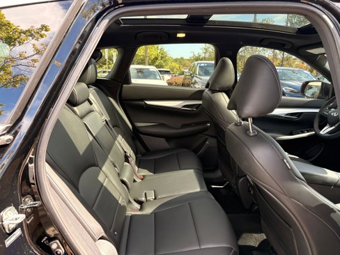 Used 2021 INFINITI QX50 Luxe w/ Appearance Package image 26