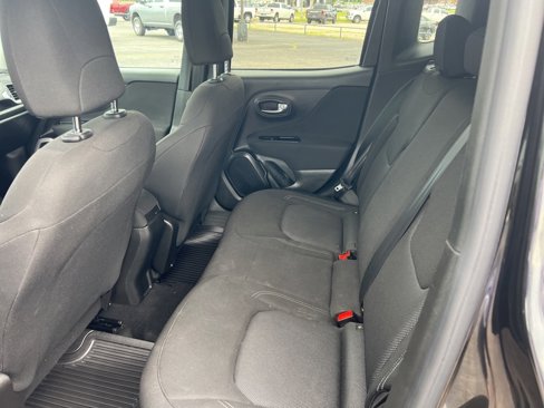 Used 2020 Jeep Renegade Sport image 14