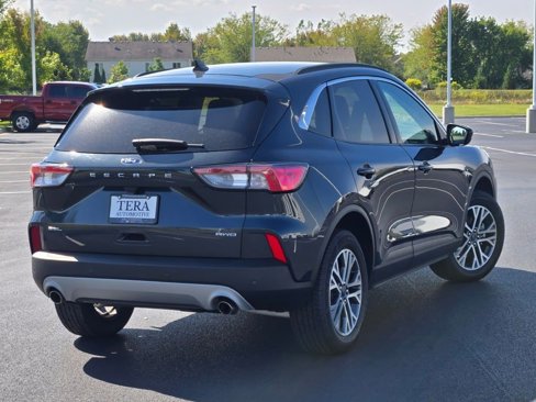 Used 2022 Ford Escape SEL w/ Technology Package image 12