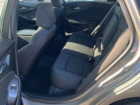 Used 2023 Chevrolet Malibu LT image 7