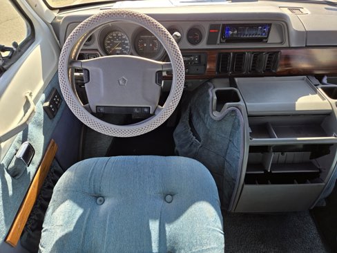 Used 1994 Dodge B2500 image 12