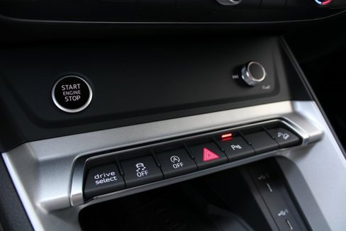 New 2025 Audi Q3 2.0T Premium image 7