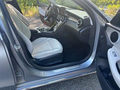 Used 2016 Mercedes-Benz C 300 Sedan image 11