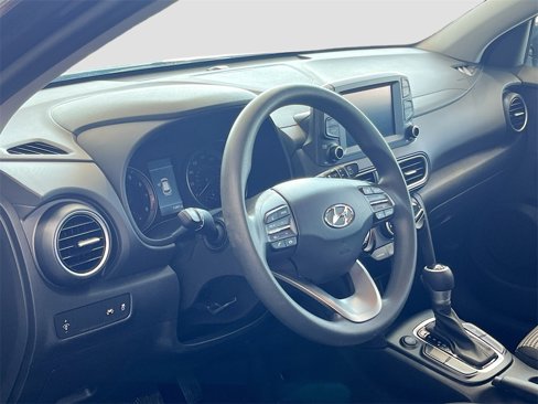 Used 2021 Hyundai Kona SE image 9