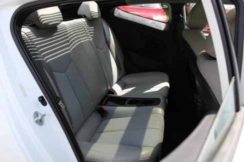 Used 2013 Hyundai Veloster w/ Style Pkg image 27