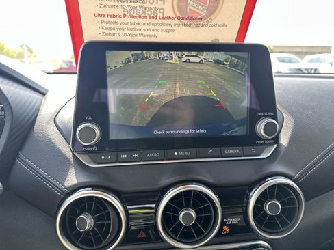 Used 2023 Nissan Sentra SV image 13