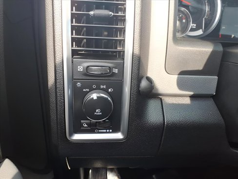 Used 2019 RAM 1500 Big Horn image 16