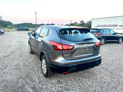 Used 2019 Nissan Rogue Sport S image 11