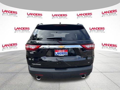 Used 2021 Chevrolet Traverse LT image 4