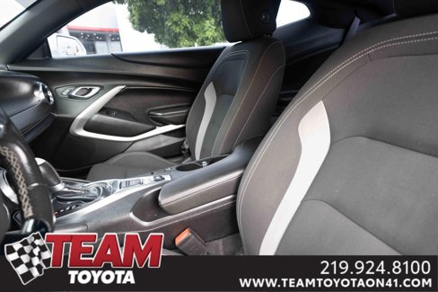 Used 2016 Chevrolet Camaro LT image 10