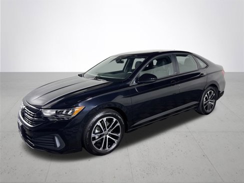 Certified 2024 Volkswagen Jetta Sport image 2