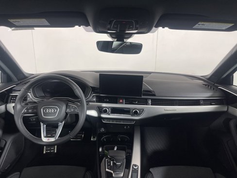 Used 2022 Audi A4 2.0T Premium Plus w/ Premium Plus Package image 18