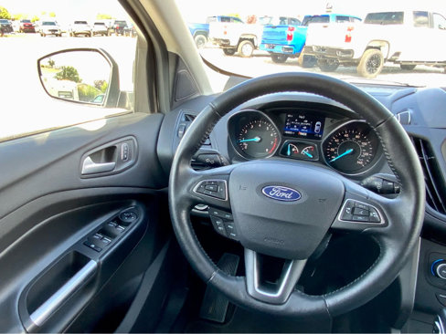 Used 2019 Ford Escape SEL image 39